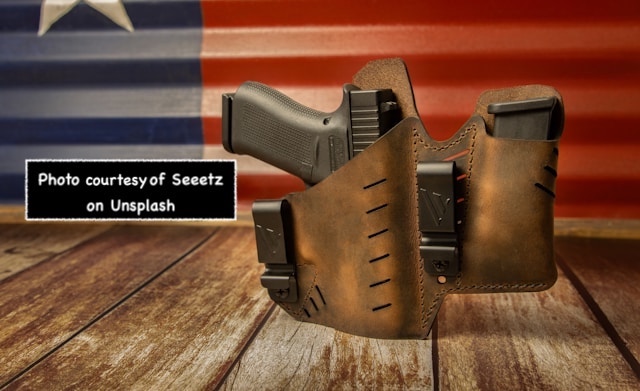 seeetz-Qd-6SQLNiFw-unsplash Usa and guns